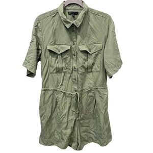 Banana Republic Romper Women's 12 Green Button Playsuit Safari Utility Summer